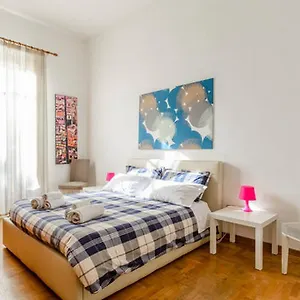 Appartamento Casa Michelangelo, Napoli