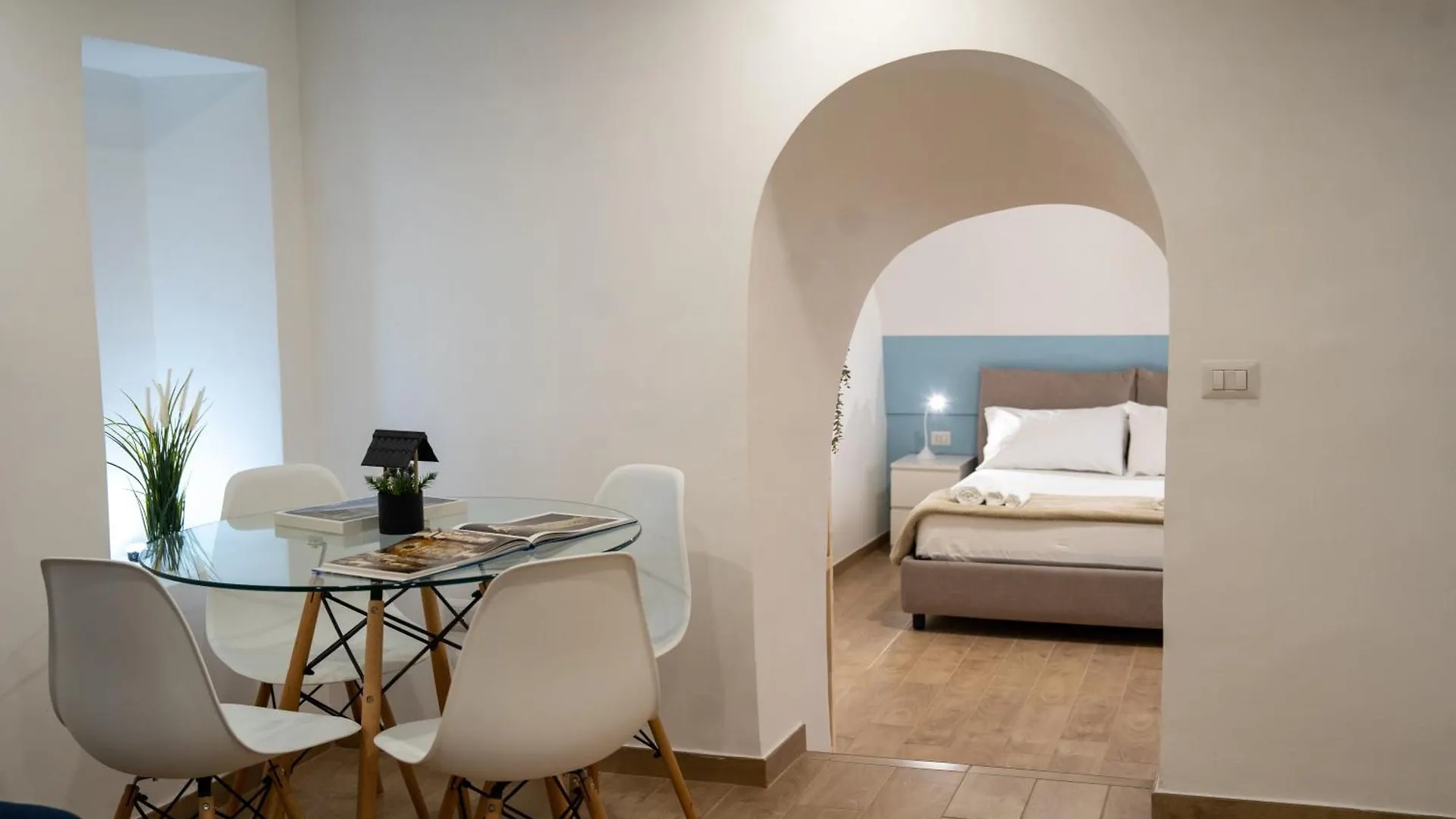 Apartment Vomero 84 - Appartamento Nel Cuore Del Vomero Naples